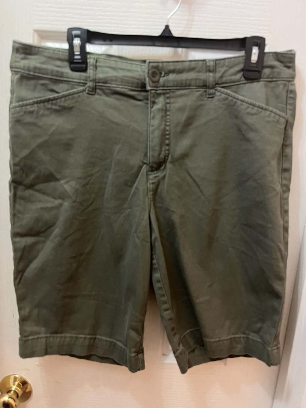 St John's Bay Bermuda Shorts Size 14 Green